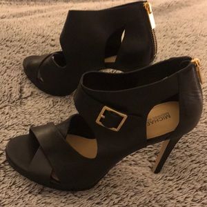 Michael Kors Black heels